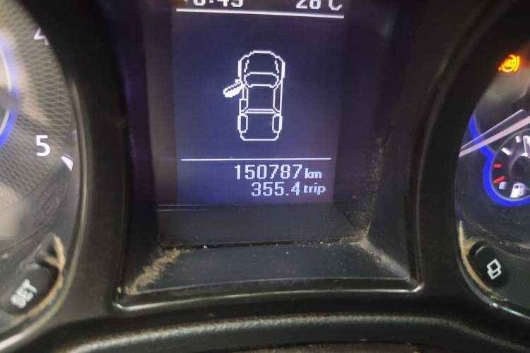 Used JMC Yuhu 5 2018 2.4T Classic Edition Diesel Manual Two-Wheel Drive Luxury Version JX4D24A5L Odometer Close Up