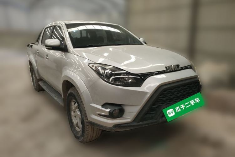 Used JMC Yuhu 5 2018 2.4T Classic Edition Diesel Manual 4x4 Luxury Version JX4D24A5L Front Right 45 Deg