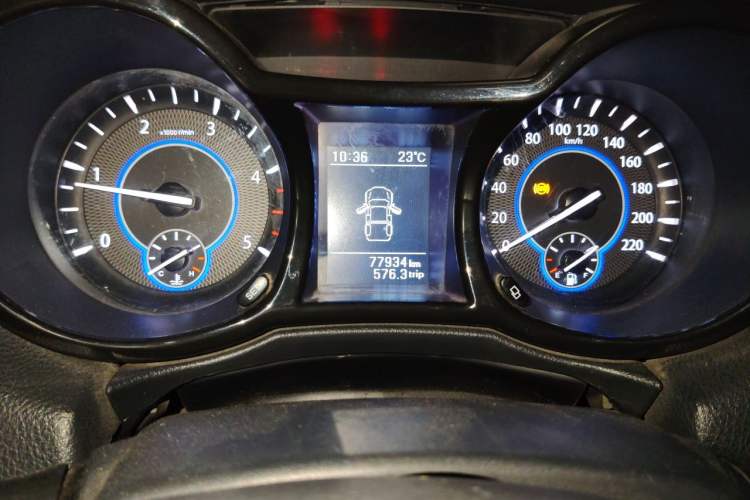 Used JMC Yuhu 5 2018 2.4T Classic Edition Diesel Manual 4x4 Luxury Version JX4D24A5L Odometer Close Up