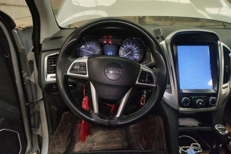 Used JMC Yuhu 5 2018 2.4T Classic Edition Diesel Manual 4x4 Luxury Version JX4D24A5L Steering Wheel