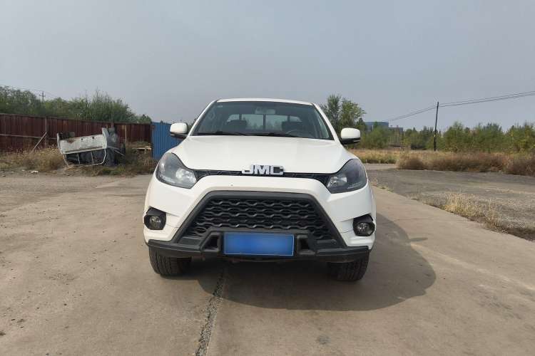 Used JMC Yuhu 5 2018 2.4T Classic Edition Diesel Manual 4x4 Luxury Version JX4D24A5L Exterior 1