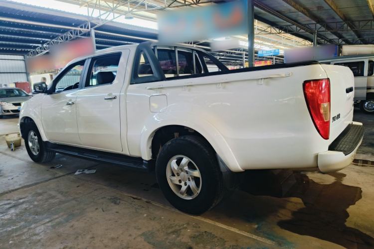 Used JMC Yuhu 5 2018 2.4T Classic Edition Diesel Manual 4x4 Luxury Long-Wheelbase JX4D24A5L Exterior 5