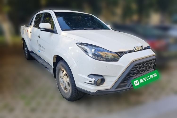 Used JMC Yuhu 5 2018 2.4T Classic Edition Diesel Manual 4x4 Luxury Long-Wheelbase JX4D24A5L Front Right 45 Deg
