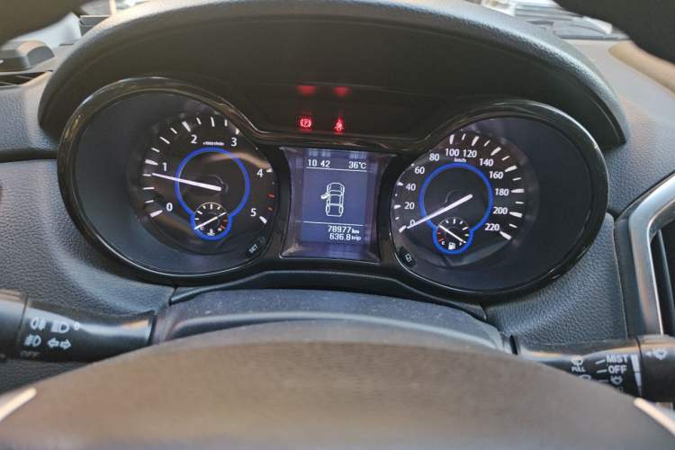 Used JMC Yuhu 5 2018 2.4T Classic Edition Diesel Manual 4x4 Luxury Long-Wheelbase JX4D24A5L Instrument Cluster