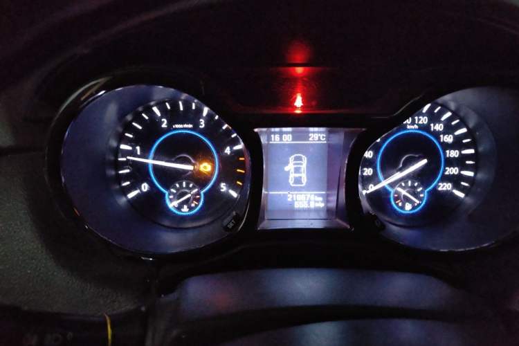 Used JMC Yuhu 5 2018 2.4T Classic Edition Diesel Manual 4x4 Luxury Version JX4D24A5L Instrument Cluster