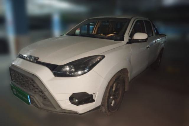 Used JMC Yuhu 5 2018 2.4T Classic Edition Diesel Manual Two-Wheel Drive Luxury Long-Wheelbase JX4D24A5L