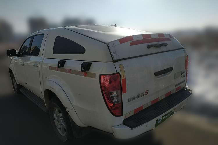 Used JMC Yuhu 5 2018 2.4T Classic Edition Diesel Manual 4x4 Luxury Version JX4D24A5L Rear Left 45 Deg