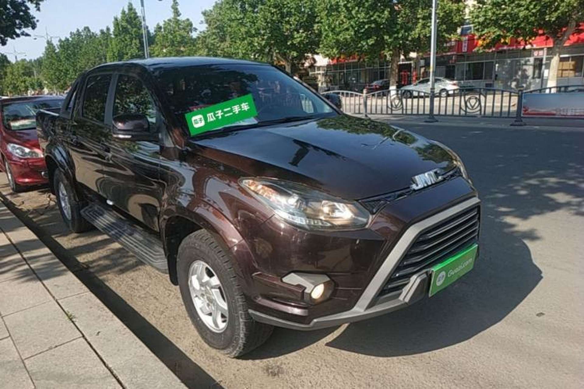 Used JMC Yuhu 5 2019 2.0T Diesel Manual Two-Wheel Drive Entry-Level China VI Standard Front Right 45 Deg