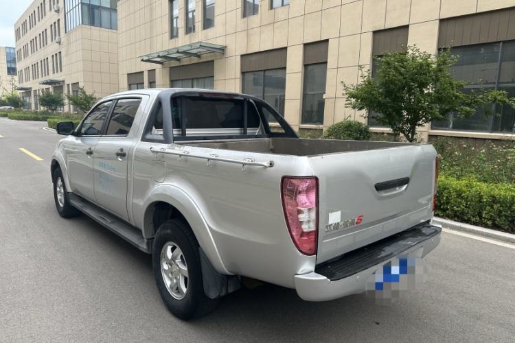 Used JMC Yuhu 5 2019 2.0T Diesel Manual Two-Wheel Drive Enhanced Version China VI Standard Long Wheelbase Exterior 2