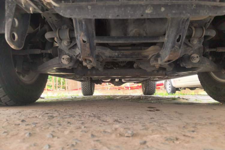 Used JMC Yuhu 5 2019 2.0T Diesel Manual 4x4 Advanced China VI Standard Chassis Front