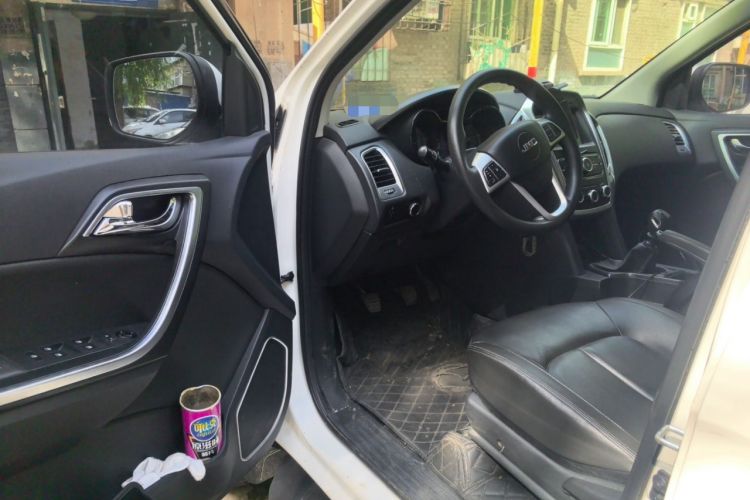 Used JMC Yuhu 5 2019 2.0T Diesel Manual 4x4 Advanced China VI Standard Driver Seat
