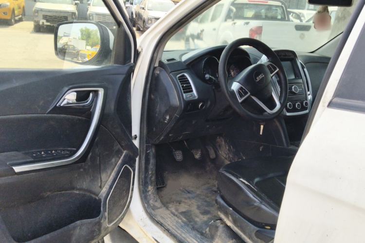 Used JMC Yuhu 5 2019 2.0T Diesel Manual 4x4 Advanced Version China VI Standard Long Wheelbase Driver Seat