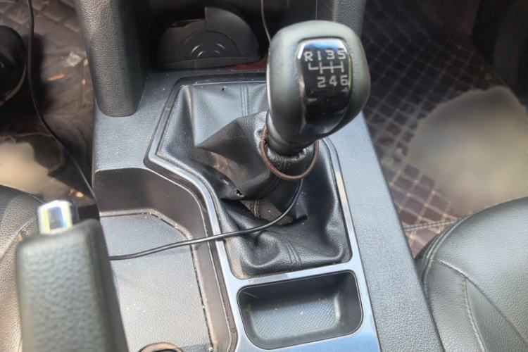 Used JMC Yuhu 5 2019 2.0T Diesel Manual 4x4 Advanced China VI Standard Gear Lever
