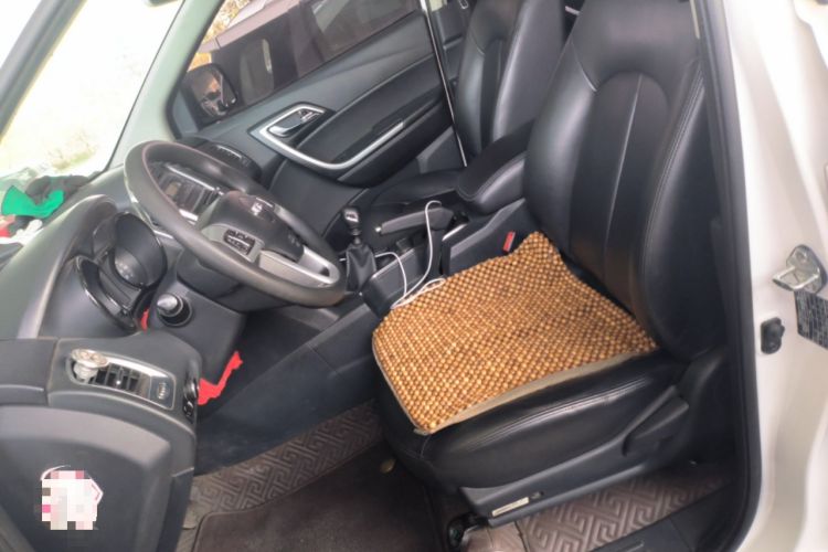 Used JMC Yuhu 5 2019 2.0T Diesel Manual 4x4 Advanced China VI Standard Left Front Seat
