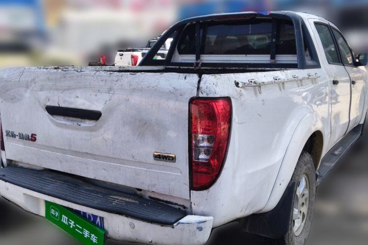 Used JMC Yuhu 5 2019 2.0T Diesel Manual 4x4 Advanced Version China VI Standard Long Wheelbase Rear Right 45 Deg