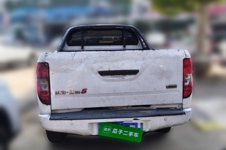 Used JMC Yuhu 5 2019 2.0T Diesel Manual 4x4 Advanced Version China VI Standard Long Wheelbase Rear