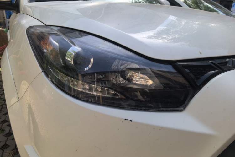 Used JMC Yuhu 5 2019 2.0T Diesel Manual 4x4 Advanced China VI Standard Right Front Headlight