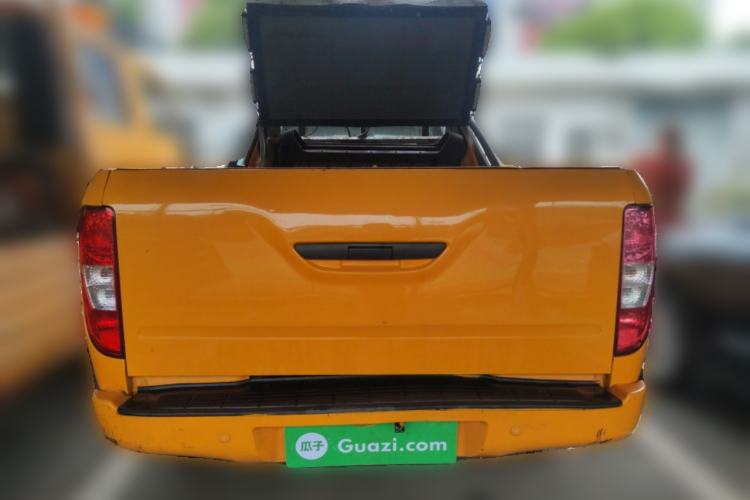 Used JMC Yuhu 5 2019 2.0T Diesel Manual Two-Wheel Drive Enhanced Version China VI Standard Long Wheelbase Rear