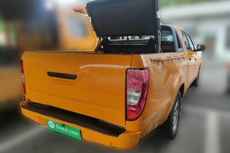 Used JMC Yuhu 5 2019 2.0T Diesel Manual Two-Wheel Drive Enhanced Version China VI Standard Long Wheelbase Rear Right 45 Deg