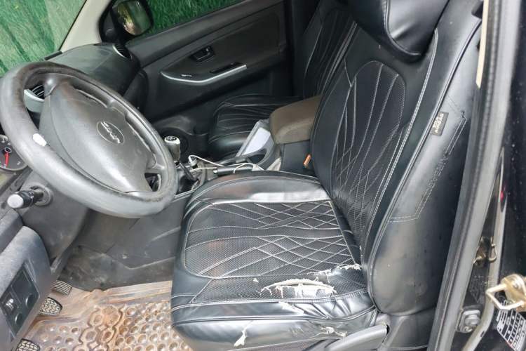 Used JMC Yuhu 7 2012 2.4T Two-Wheel Drive Manual Standard Edition JX4D24 Left Front Seat