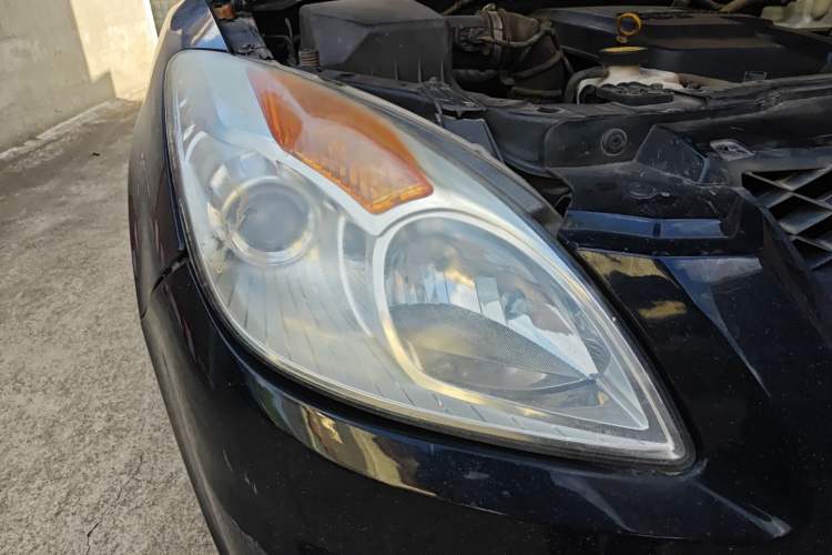 Used JMC Yuhu 7 2012 2.4T Two-Wheel Drive Manual Standard Edition JX4D24 Right Front Headlight