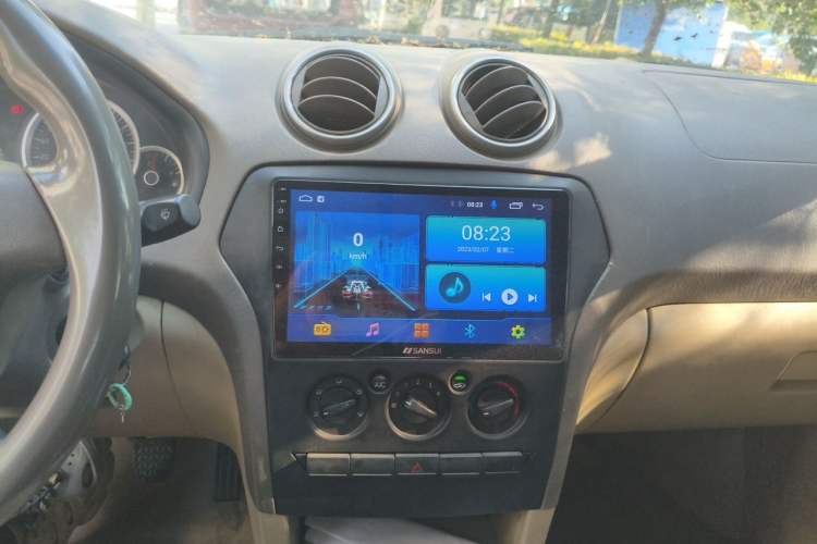 Used JMC Yuhu 7 2012 2.4L Two-Wheel Drive Manual Standard Edition 4G69 Audio And AC Panel