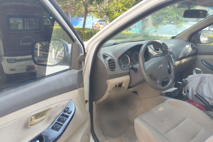 Used JMC Yuhu 7 2012 2.4L Two-Wheel Drive Manual Standard Edition 4G69 Driver Seat