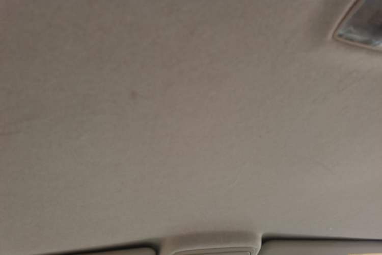 Used JMC Yuhu 7 2012 2.4L 4x4 Manual Standard Edition 4G69 Headliner