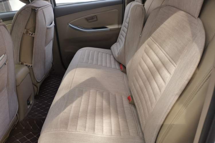 Used JMC Yuhu 7 2012 2.4L 4x4 Manual Standard Edition 4G69 Left Rear Seat
