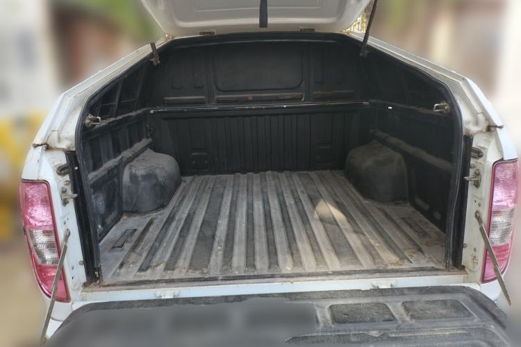 Used JMC Yuhu 7 2012 2.4L 4x4 Manual Standard Edition 4G69 Trunk