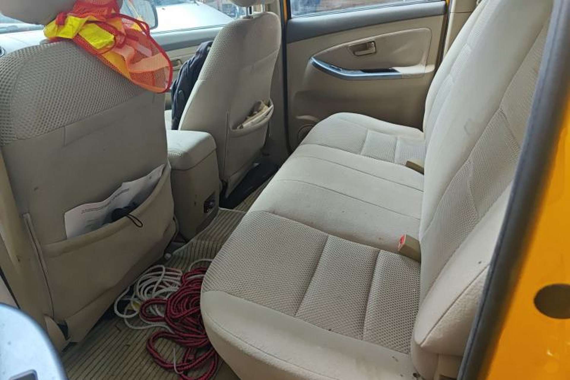 Used JMC Yuhu 7 2012 2.4T Two-Wheel Drive Manual Standard Edition JX4D24 Left Rear Seat