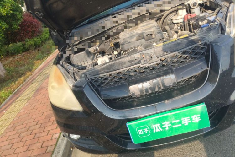 Used JMC Yuhu 7 2016 2.4T Four-Wheel Drive Luxury Edition JX4D24 Engine Bay Right