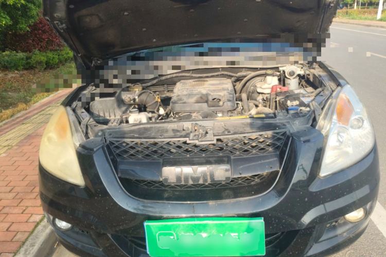 Used JMC Yuhu 7 2016 2.4T Four-Wheel Drive Luxury Edition JX4D24 Engine Bay