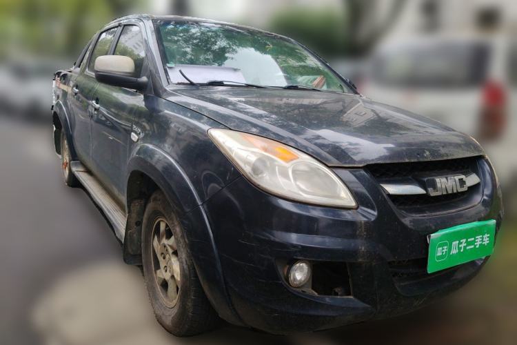 Used JMC Yuhu 7 2016 2.4T Two-Wheel Drive Luxury Edition JX4D24 Front Right 45 Deg