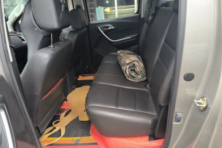 Used JMC Yuhu 7 2016 2.4L Four-Wheel Drive Ultra-Luxury 4G69 Left Rear Seat