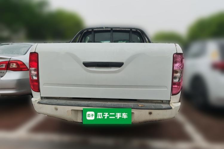 Used JMC Yuhu 7 2016 2.4T Two-Wheel Drive Luxury Edition JX4D24 Exterior 4