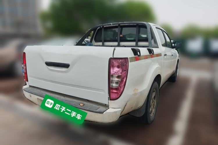 Used JMC Yuhu 7 2016 2.4T Two-Wheel Drive Luxury Edition JX4D24 Exterior 5