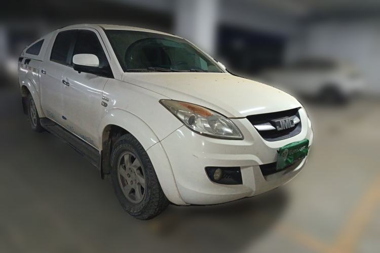 Used JMC Yuhu 7 2016 2.4T Two-Wheel Drive Luxury Edition JX4D24 Front Right 45 Deg