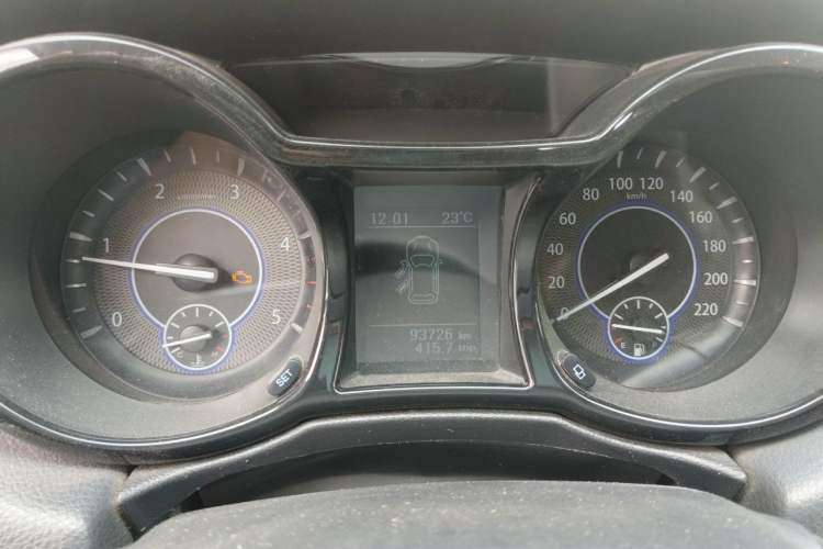 Used JMC Yuhu 7 2016 2.4T Four-Wheel Drive Luxury Edition JX4D24 Instrument Cluster