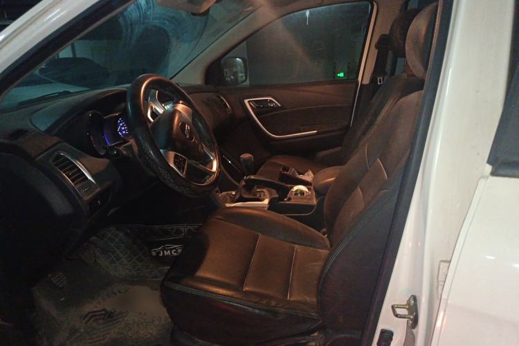 Used JMC Yuhu 7 2016 2.4T Two-Wheel Drive Luxury Edition JX4D24 Left Front Seat