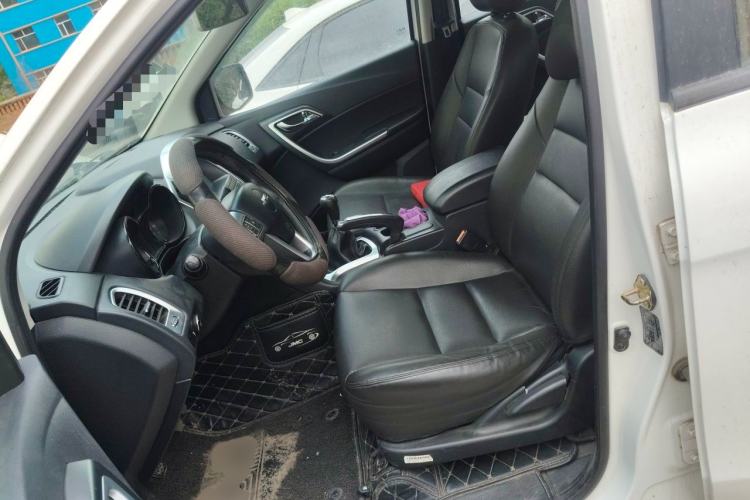 Used JMC Yuhu 7 2016 2.4T Four-Wheel Drive Luxury Edition JX4D24 Left Front Seat