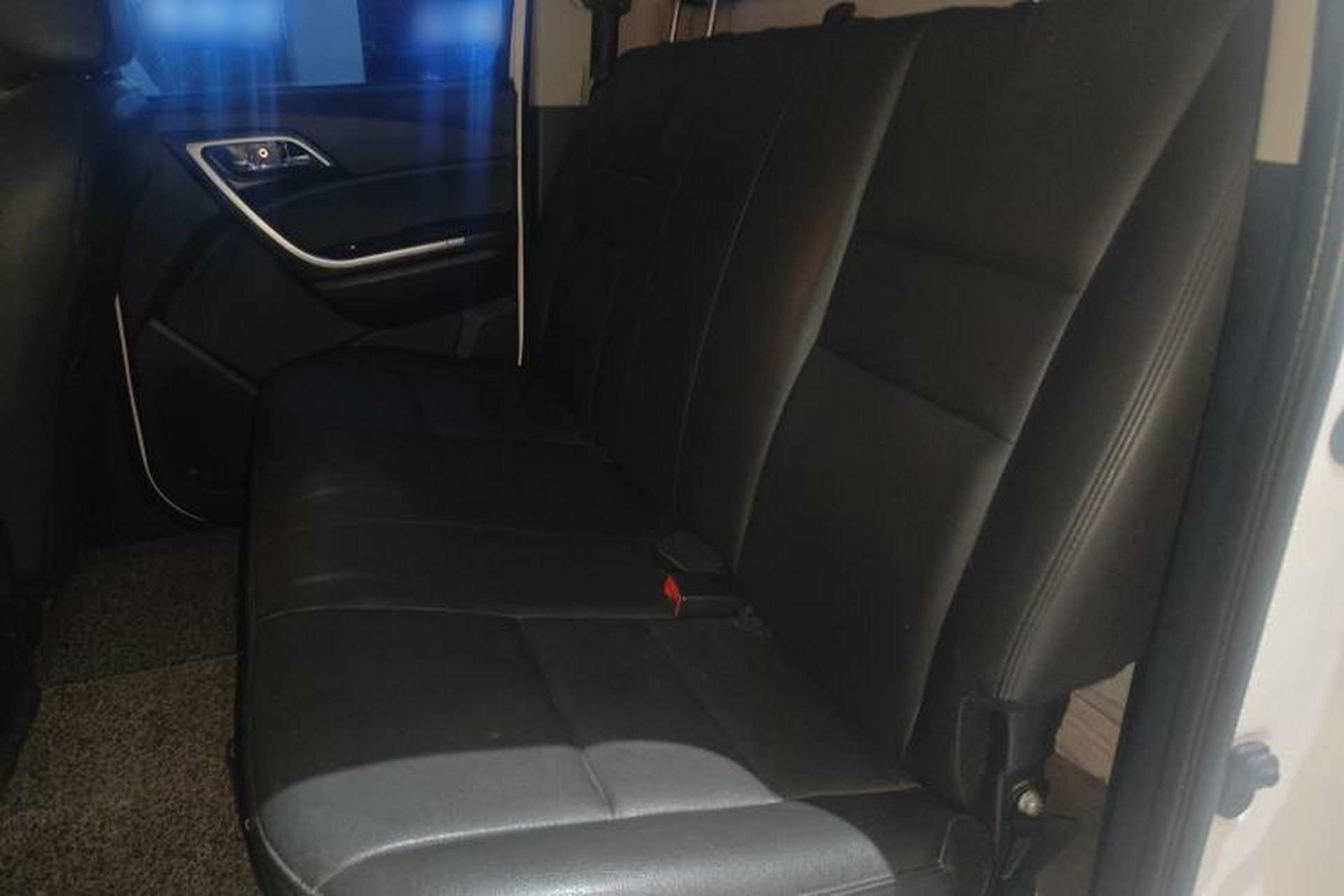 Used JMC Yuhu 7 2016 2.4T Two-Wheel Drive Luxury Edition JX4D24 Left Rear Seat