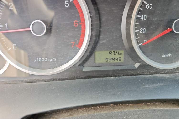 Used JMC Yuhu 7 2016 2.4L Two-Wheel Drive Luxury Version 4G69 Odometer Close Up