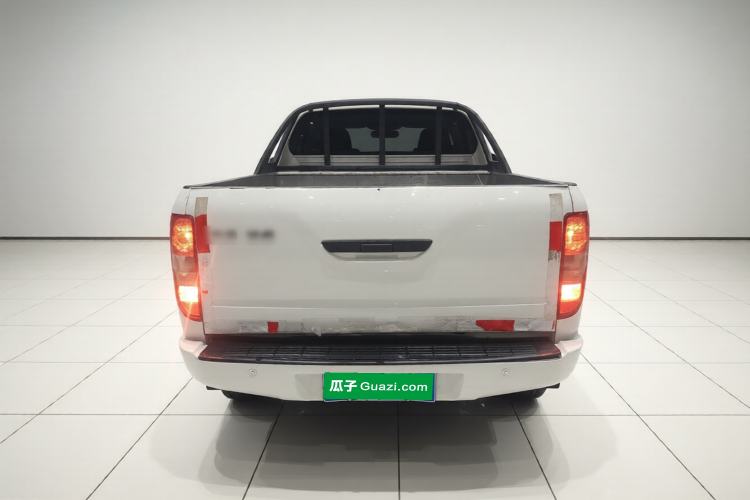 Used JMC Yuhu 7 2016 2.4T Two-Wheel Drive Luxury Edition JX4D24 Rear