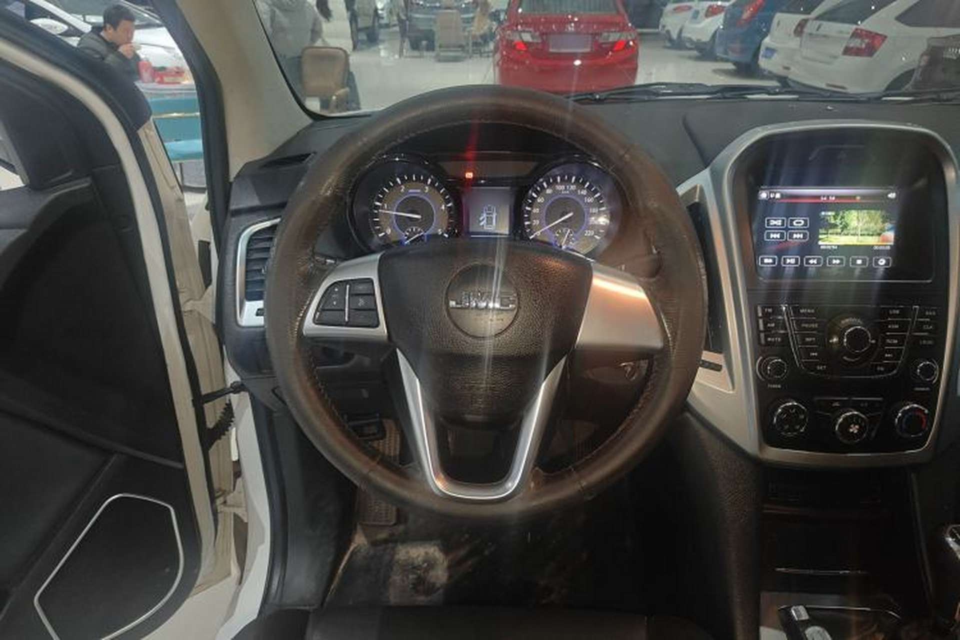 Used JMC Yuhu 7 2016 2.4T Two-Wheel Drive Luxury Edition JX4D24 Steering Wheel