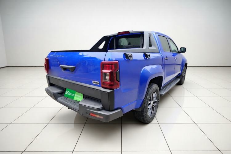 Used JMC Yuhu 7 2017 2.0T Gasoline Automatic 4x4 Luxury Edition JX4G20A5L Exterior 5