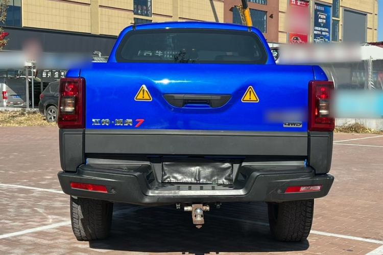 Used JMC Yuhu 7 2017 2.0T Gasoline Automatic 4x4 Luxury Edition JX4G20A5L Exterior 7