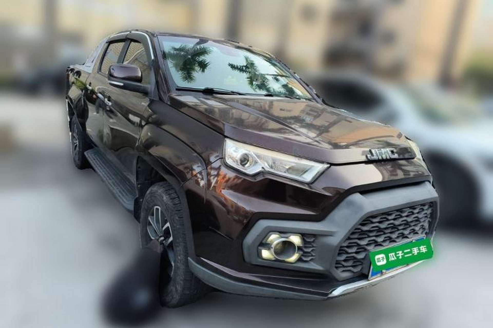 Used JMC Yuhu 7 2017 2.0T Gasoline Automatic Two-Wheel Drive Luxury Edition JX4G20A5L Front Right 45 Deg
