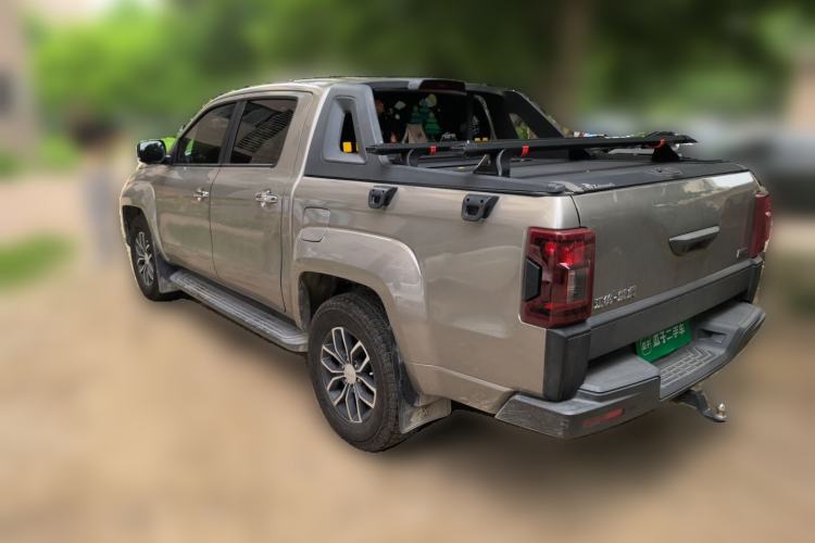Used JMC Yuhu 7 2017 2.0T Gasoline Automatic 4x4 Ultra-Luxury Version JX4G20A5L Rear Left 45 Deg