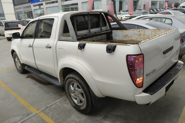 Used JMC Yuhu 7 2017 2.4T Classic Edition Diesel 4x4 Luxury Version JX4D24A5L Exterior 3